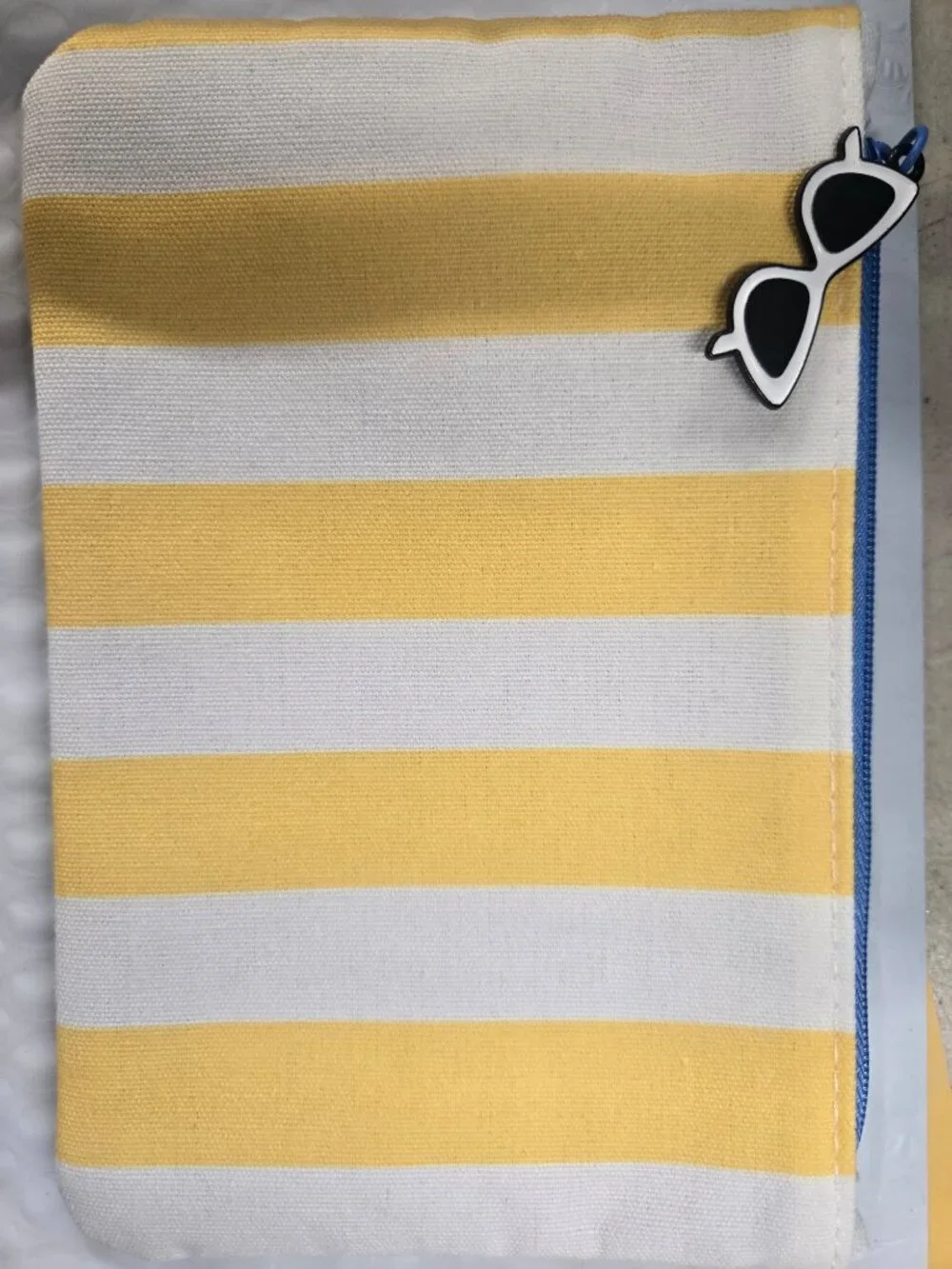 🌸2X Blaq beyond hope rejuvenating serum with FREE JULY IPSY GLAM BAG